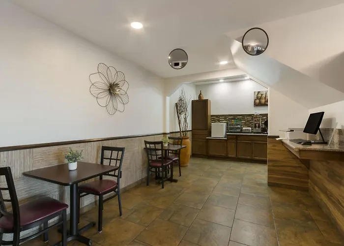 Surestay By Western Camp Hotel
