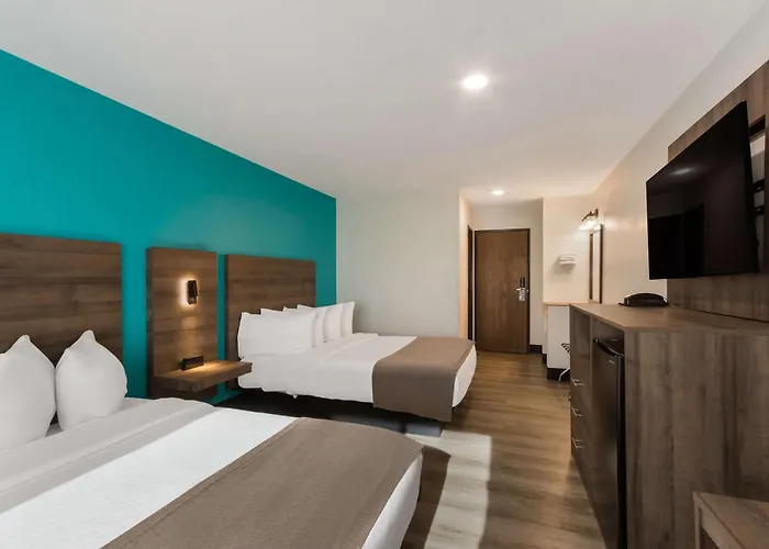 Hotel Surestay By Western Camp