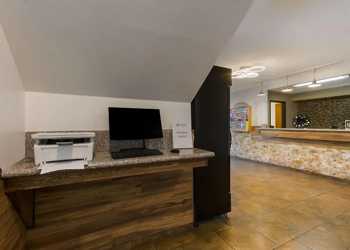 Surestay By Western Camp Hotel 2*